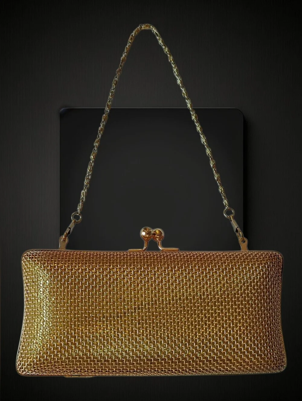 VTG Gold Mesh Evening Clutch Kiss Lock Black Velvet Flock Lining Hard Shell Case